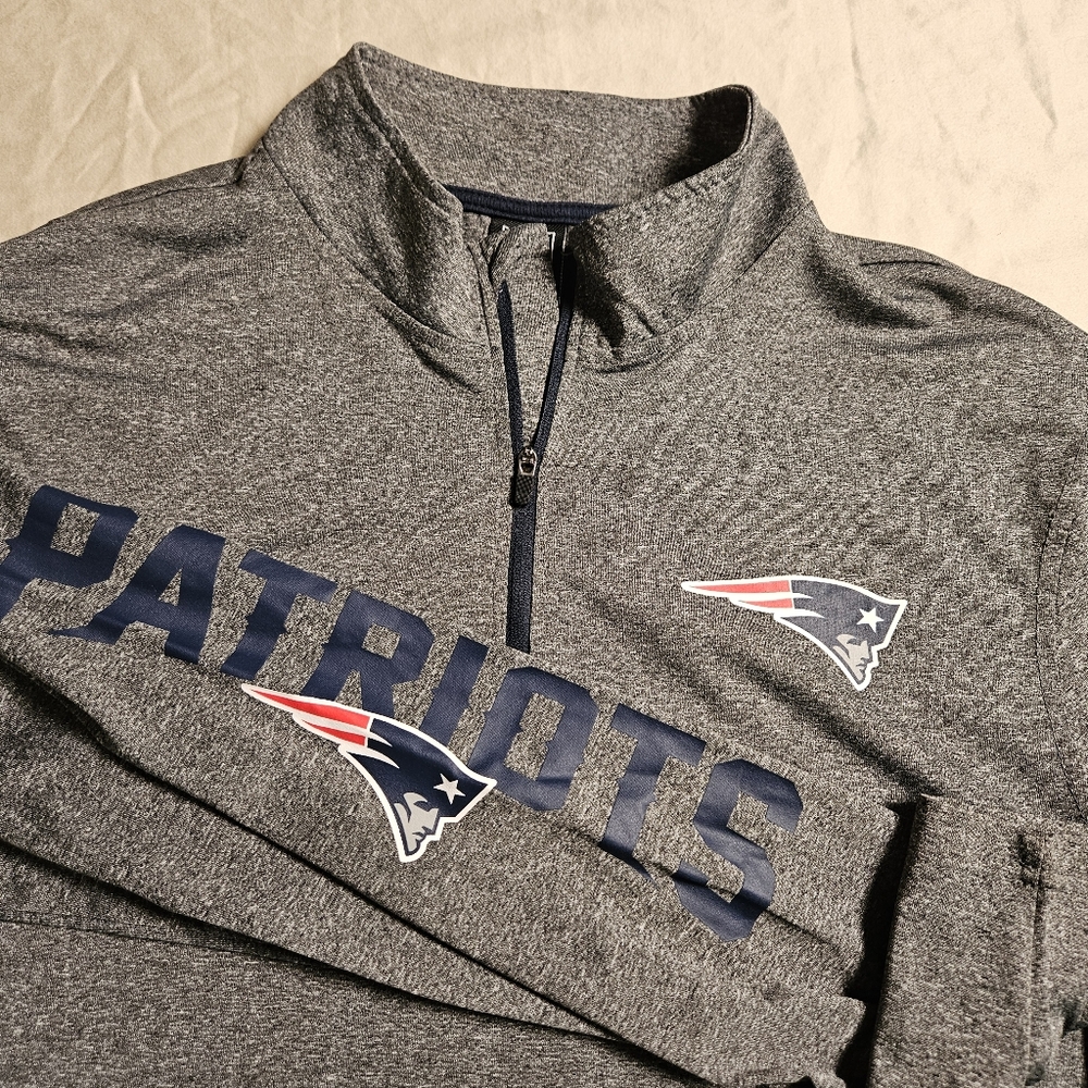 New England Patriots‎ NFL Team Apparel Men's Large Gray 1/4 Zip Pullover